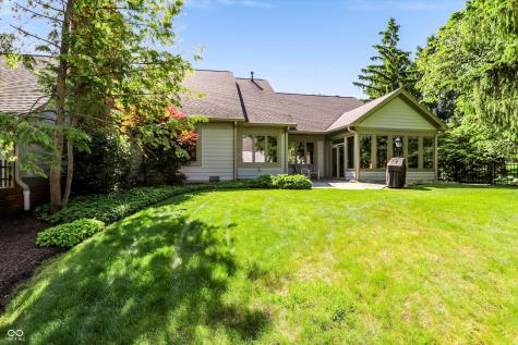 9543 Cedar Springs Drive Indianapolis IN 46260