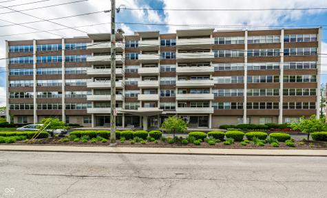 25 E 40th Street Indianapolis IN 46205