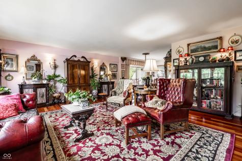 25 E 40th Street Indianapolis IN 46205