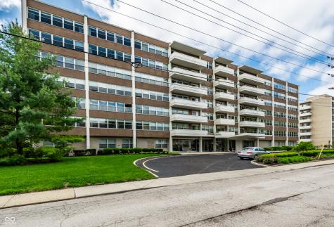 25 E 40th Street Indianapolis IN 46205