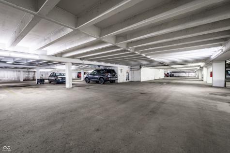 25 E 40th Street Indianapolis IN 46205