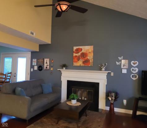 9306 W Golden Oaks W Indianapolis IN 46260