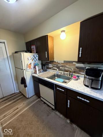 10057 Dedham Drive Indianapolis IN 46229