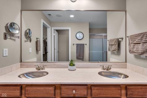 350 N Meridian Street Indianapolis IN 46204
