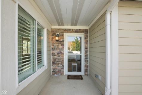 1067 Distinctive Way Greenfield IN 46140