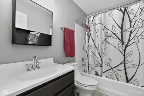 4937 Windridge Drive Indianapolis IN 46226