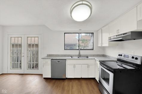 1935 Bridgton Court Indianapolis IN 46219