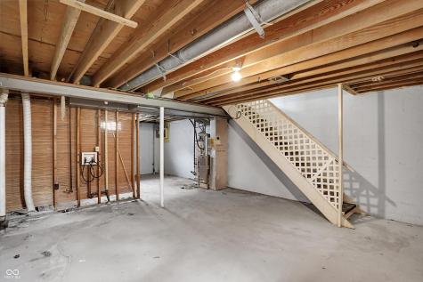 1935 Bridgton Court Indianapolis IN 46219
