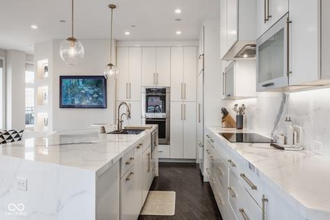 333 Massachusetts Avenue Indianapolis IN 46204