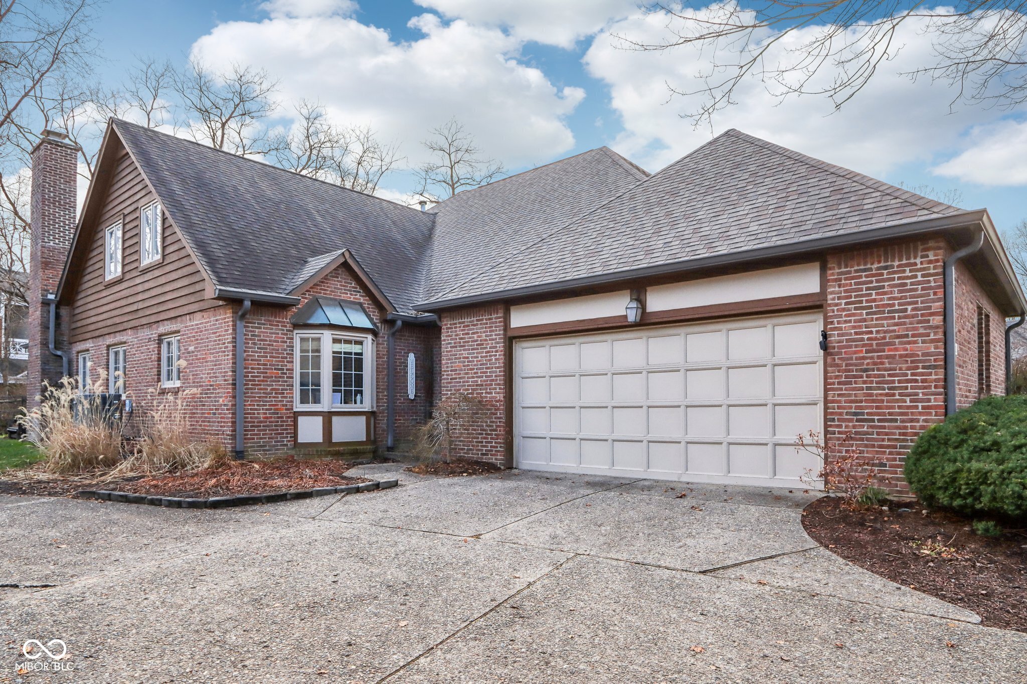 2011 Oldfields Circle S Drive Indianapolis IN 46228