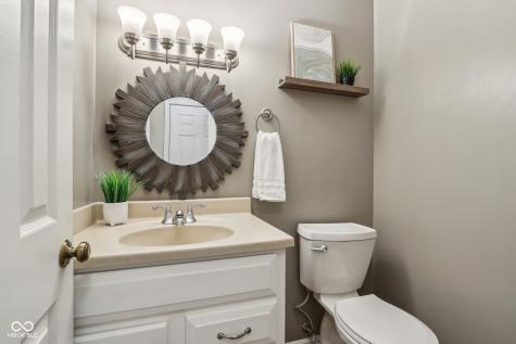 2011 Oldfields Circle S Drive Indianapolis IN 46228