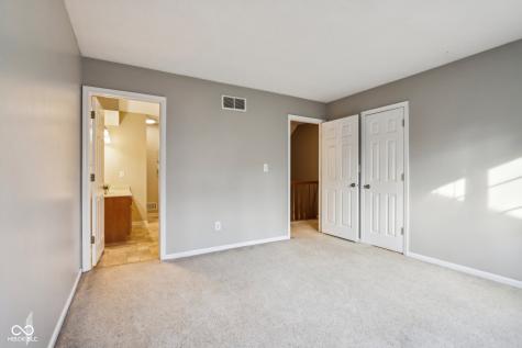 2011 Oldfields Circle S Drive Indianapolis IN 46228
