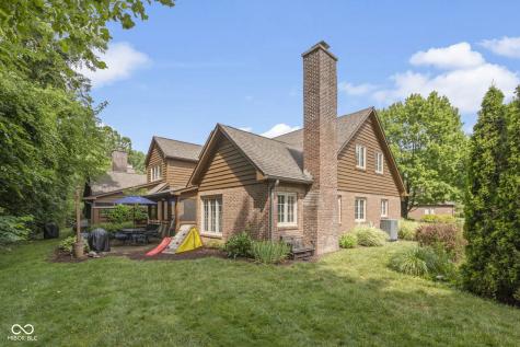 2011 Oldfields Circle S Drive Indianapolis IN 46228