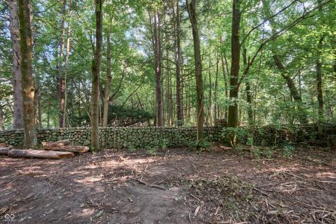 75 W 72nd Street Indianapolis IN 46260
