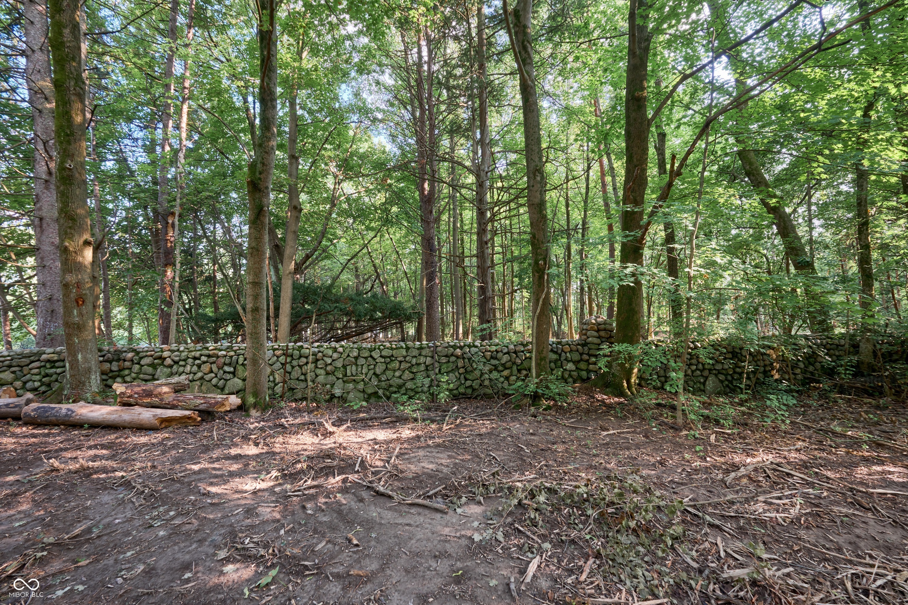 75 W 72nd Street Indianapolis IN 46260