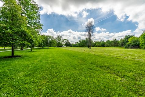 1737 S 900 E Zionsville IN 46077