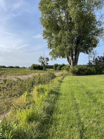 596 W 100 N Greenfield IN 46140