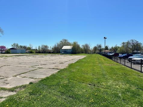 645-655 E Main Street Brownsburg IN 46112