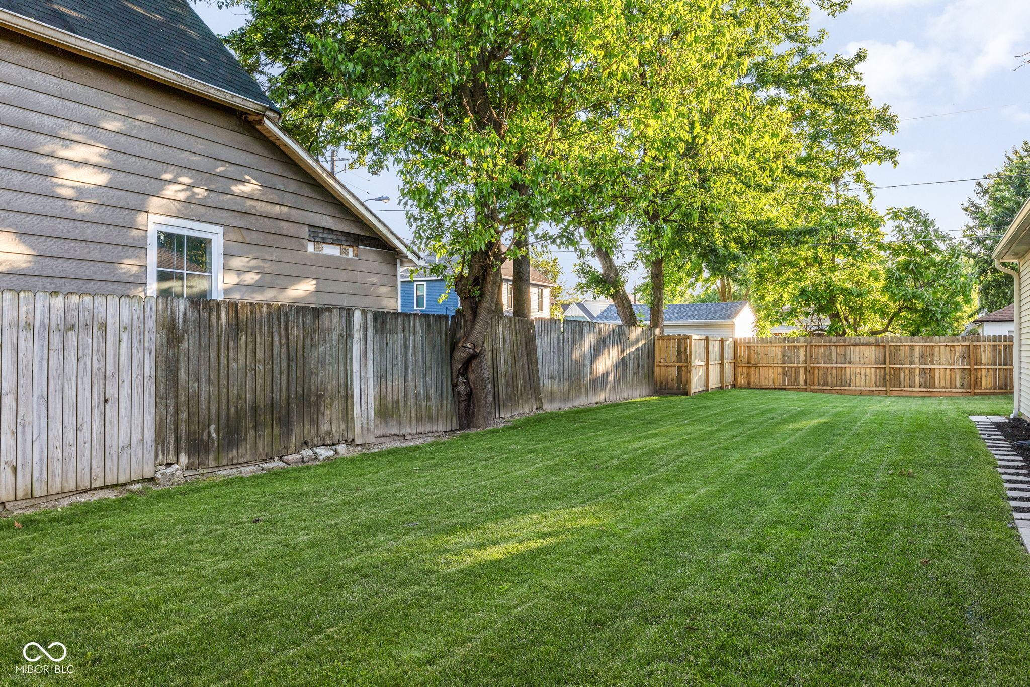 804 N Beville Avenue Indianapolis IN 46201