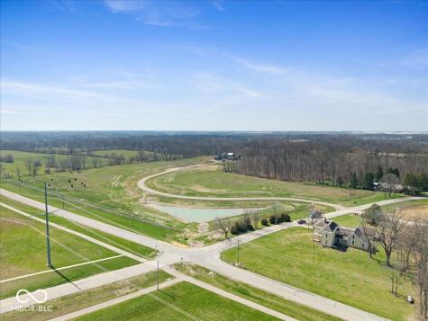 4852 Homestead Court Zionsville IN 46077