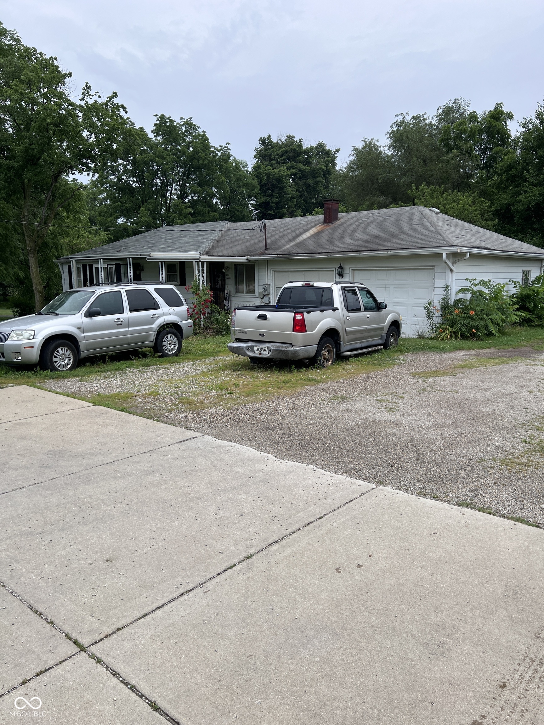 2197 S State Road 135 Greenwood IN 46143