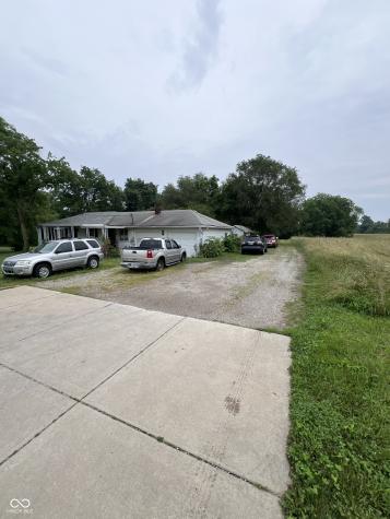 2197 S State Road 135 Greenwood IN 46143