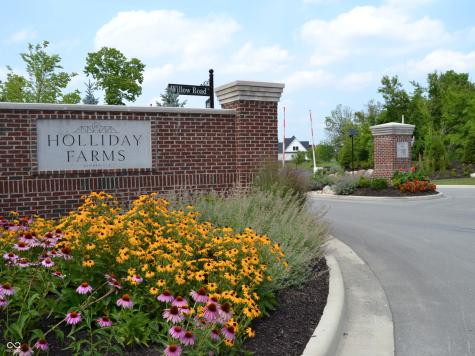 10831 Barrington Way Zionsville IN 46077