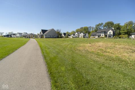 10831 Barrington Way Zionsville IN 46077