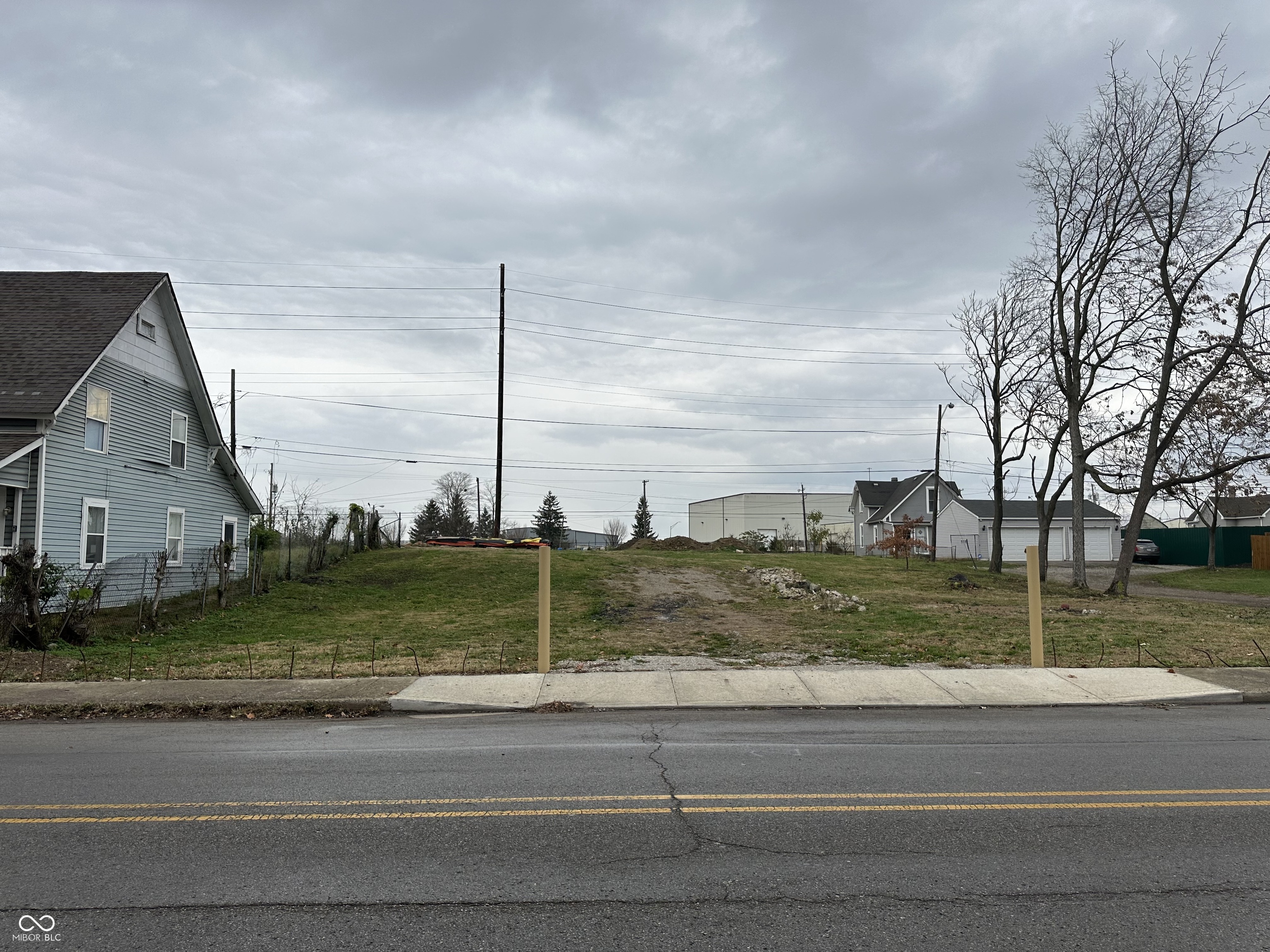 2617 & 2619 Massachusetts Avenue Indianapolis IN 46218