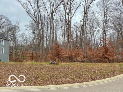 5089 Oak Ridge Trail Columbus IN 47201