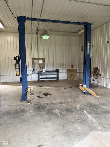 9512 Brookville Road Indianapolis IN 46239