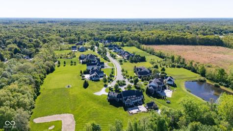 9335 Pleasant View Lane Zionsville IN 46077