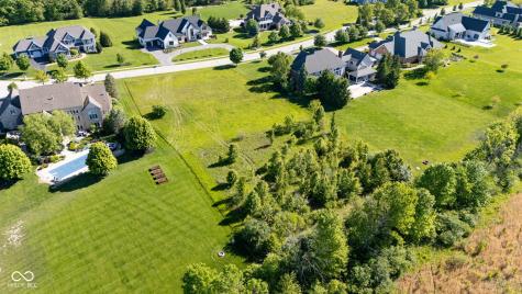 9335 Pleasant View Lane Zionsville IN 46077