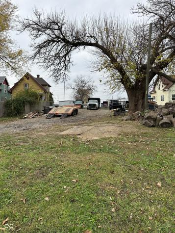 2225 E Brookside Avenue Indianapolis IN 46218