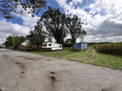 2996 N Us 421 Whitestown IN 46075