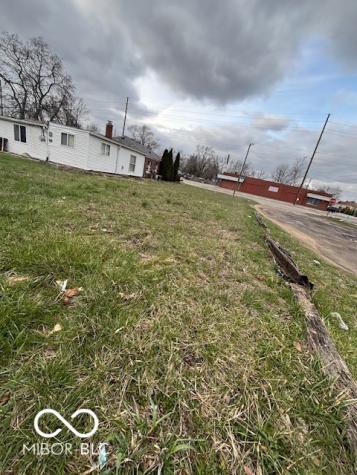 5011 E 16th Street Indianapolis IN 46201