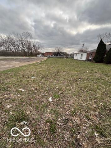 5011 E 16th Street Indianapolis IN 46201