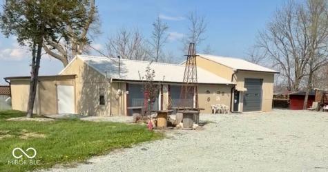 8734 N 200 W Alexandria IN 46001