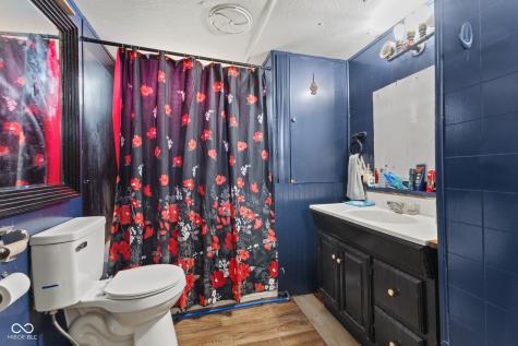 8734 N 200 W Alexandria IN 46001