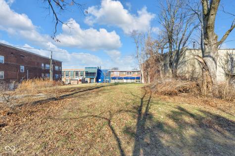 2225 E 10th Street Indianapolis IN 46201