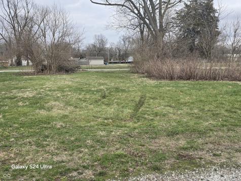 1227,1229,1231 S 13th Half Street Terre Haute IN 47802