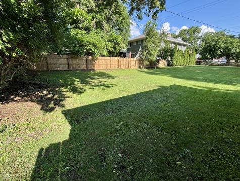 422 E 49th Street Indianapolis IN 46205