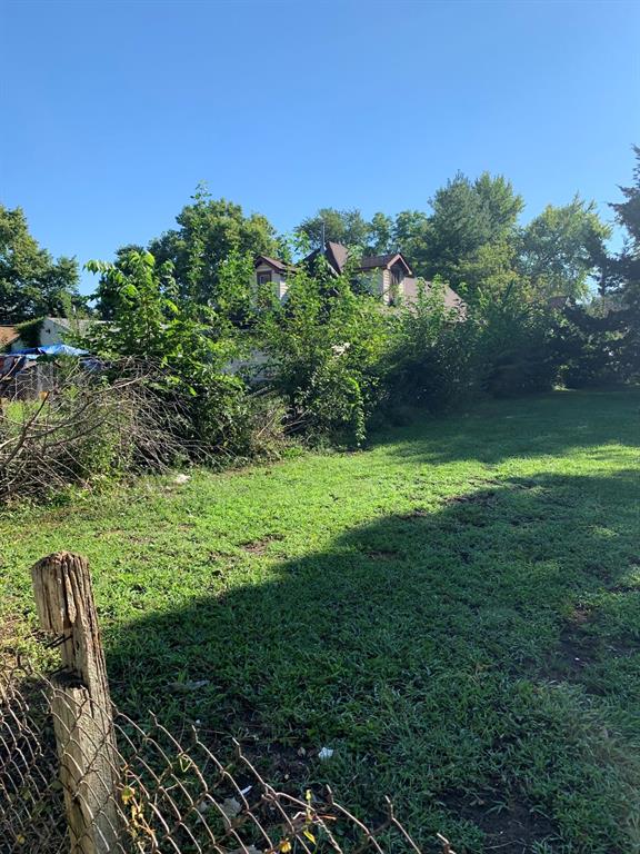 402 Leeds Avenue Indianapolis IN 46201