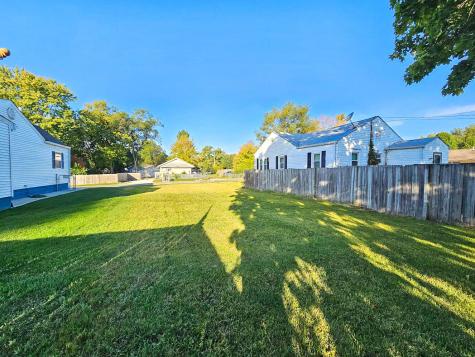 807 Manhattan Avenue Indianapolis IN 46241