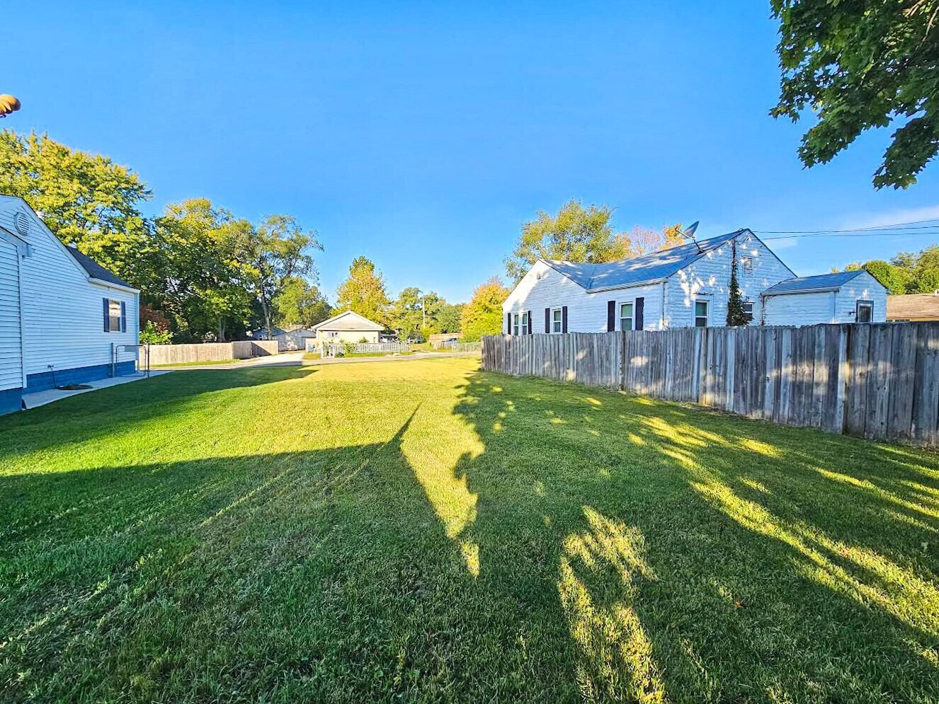 807 Manhattan Avenue Indianapolis IN 46241