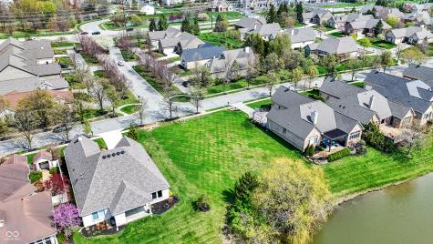 11995 Edgefield Drive Fishers IN 46037