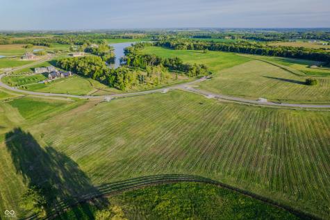 1830 Windy Hills Drive Zionsville IN 46077
