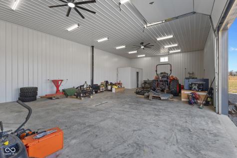 8172 E Ash Road Bloomfield IN 47424