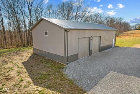 8172 E Ash Road Bloomfield IN 47424