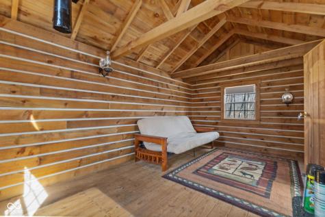 8172 E Ash Road Bloomfield IN 47424